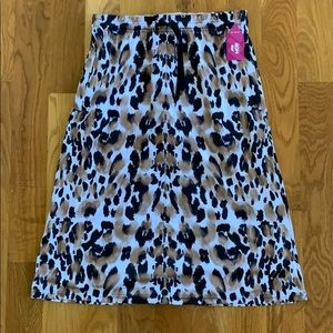 NWT MOD Sportswear Skirt w/ built-in Shorts